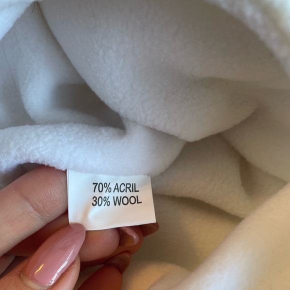 Brand new baby hat - Picture 5 of 6